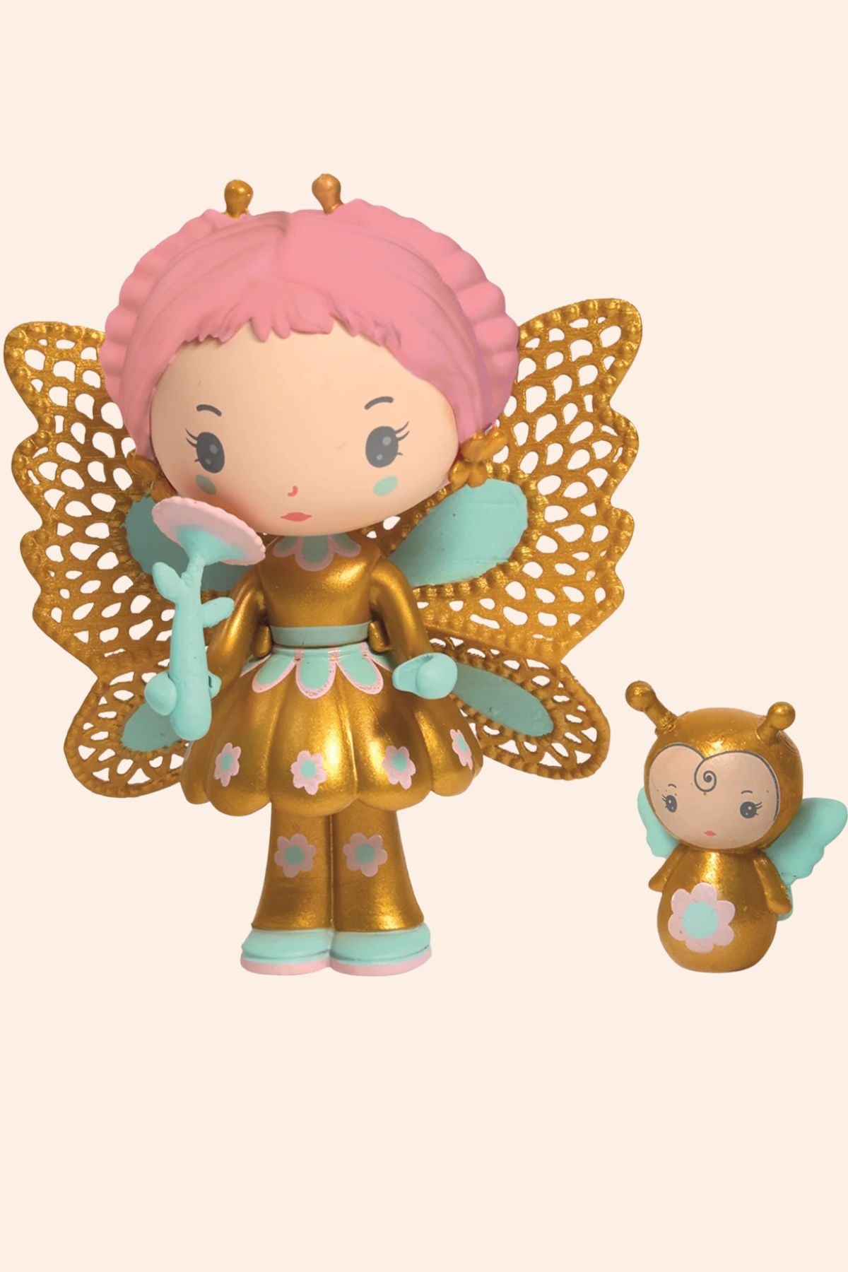 Djeco - Tinyly - Hortense & Fly - Strawberries & Cream - Ingrid Lewis - Designer
Gold fairy figurine with pink hair and blue wings