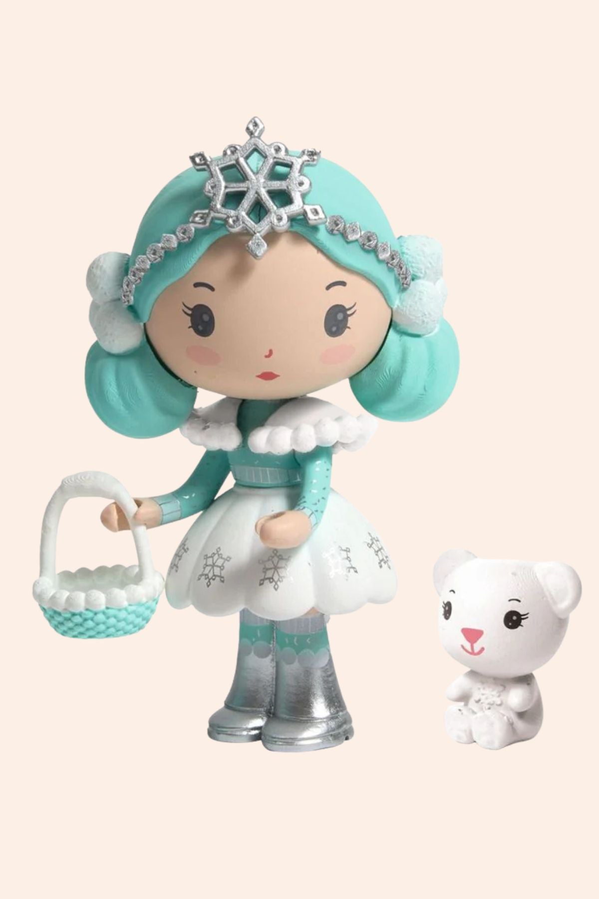 Djeco - Tinyly - Neige & Nours - Strawberries & Cream - Ingrid Lewis - Designer
Toy figure of a character with turquoise hair and a white outfit, accompanied by a small white bear toy.