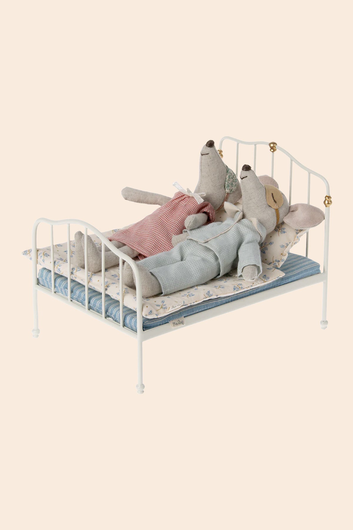 Maileg Bed Mouse - Off White