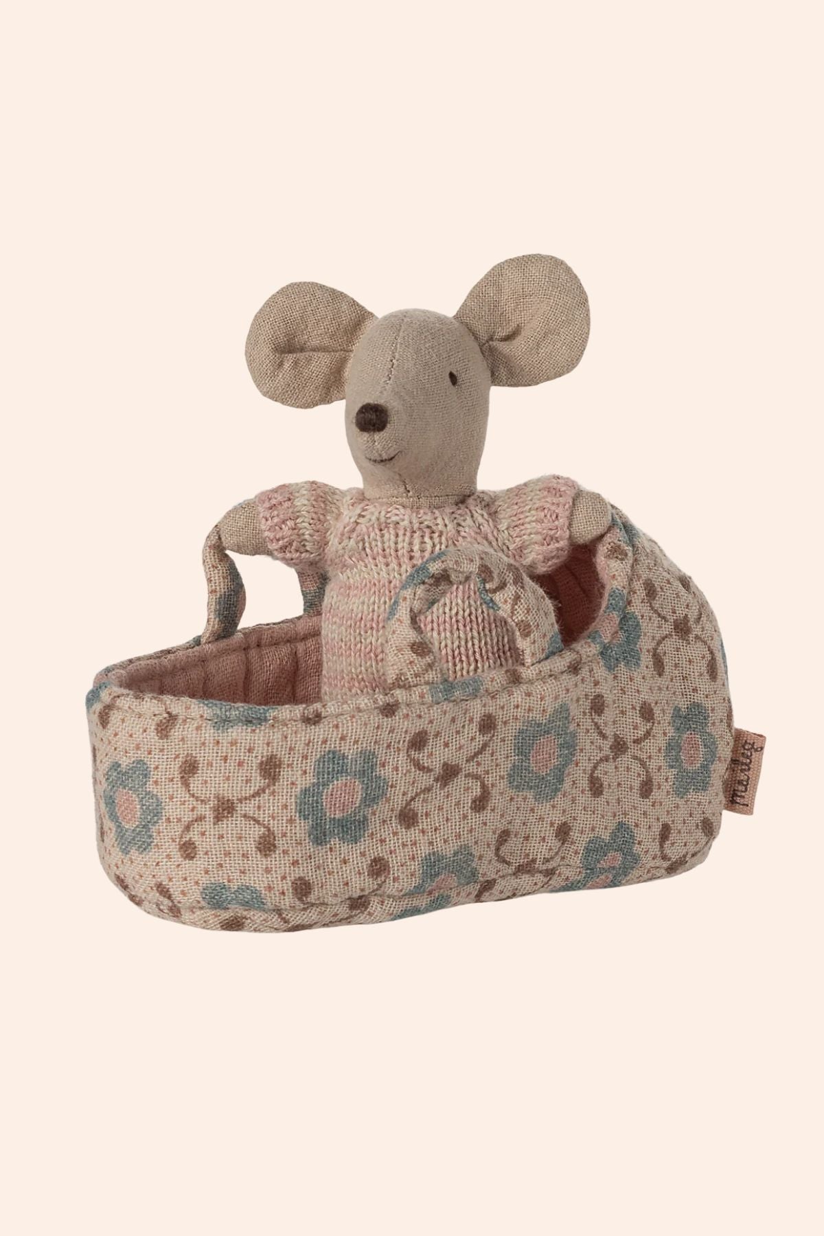 Maileg - Baby Mouse in Carry Cot - Rose - Strawberries & Cream - Ingrid Lewis - Designer
Stuffed mouse toy in a floral-patterned