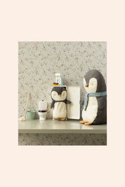 Maileg - Maileg - Penguin, Small - Strawberries & Cream - toys