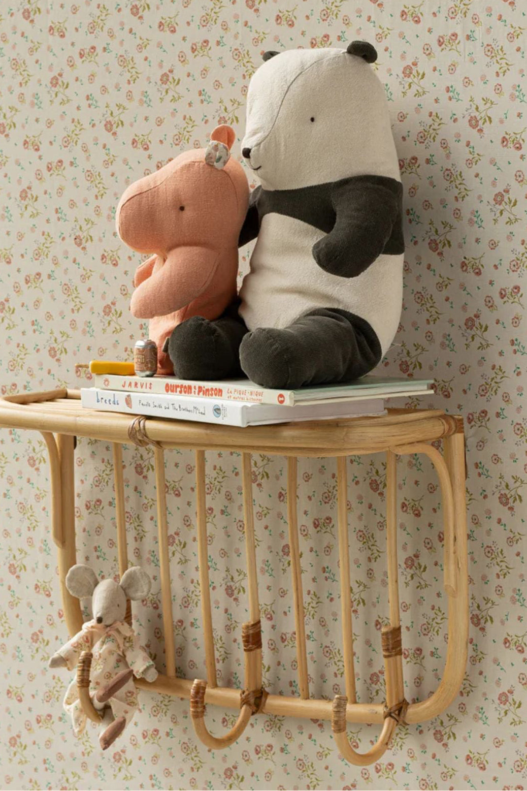 Maileg - Safari Friends, Medium Panda - Strawberries & Cream - Toys