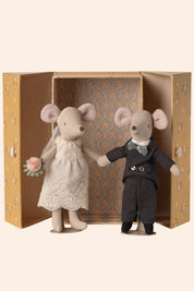 Maileg - Wedding Mice Couple in Box - Strawberries & Cream - Ingrid Lewis - Designer