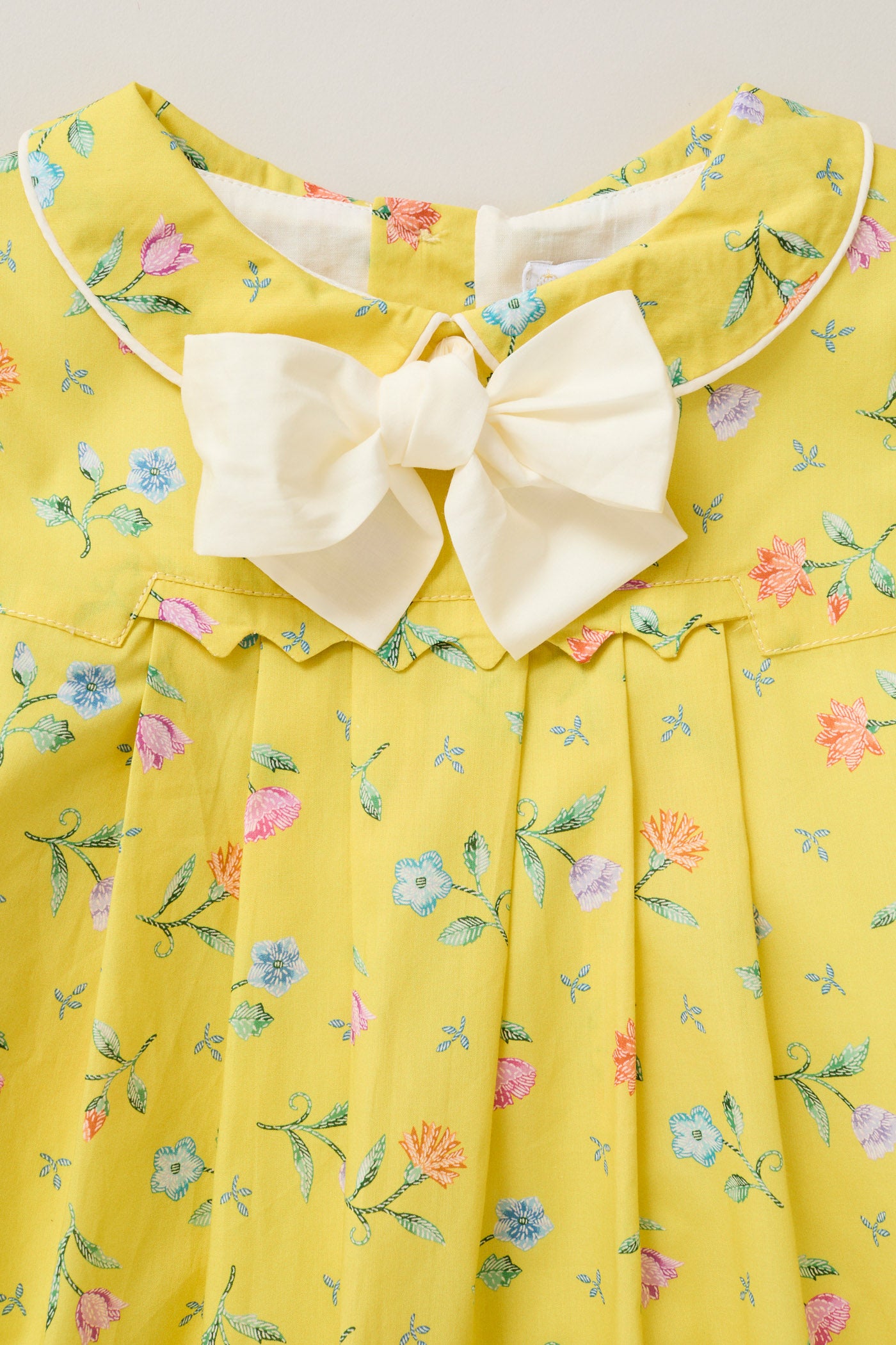 ZigZag Dress in Yellow Flowers Bouquet